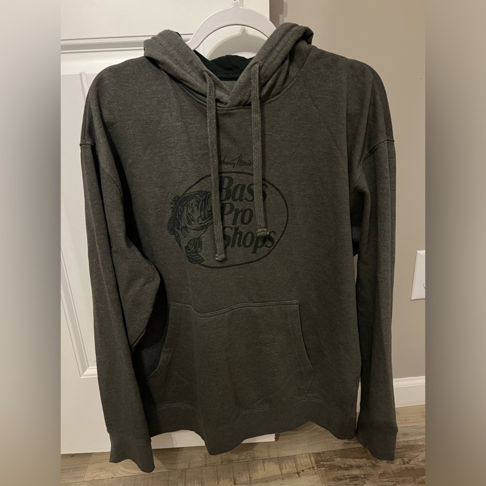 Bass Pro Shops Sweatshirt - size Large. Worn once. Dark gray and black logo.